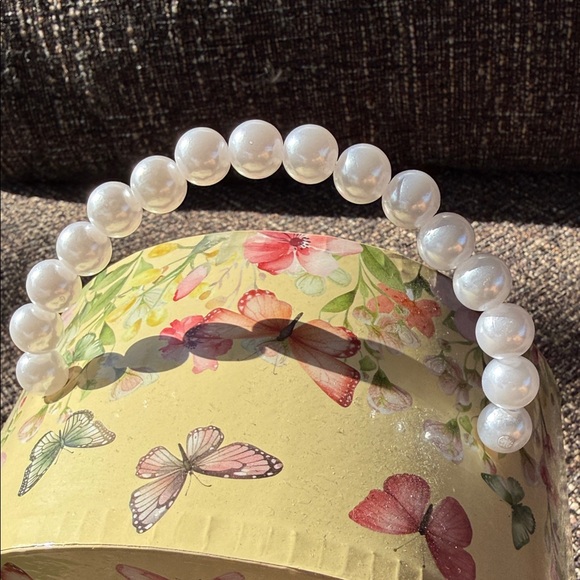 Yellow Floral Butterfly Handbag with Pearl Handle - Picture 4 of 6